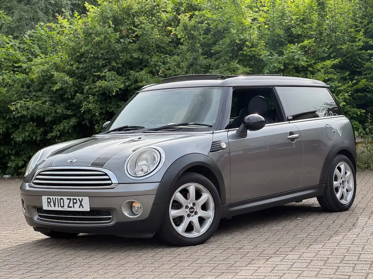 2010-mini-clubman-16-cooper-graphite-big-1