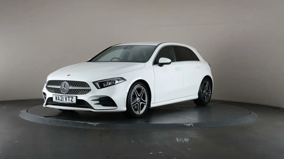 2021-mercedes-benz-a-class-13-a180-amg-line-hatchback-5d-big-35