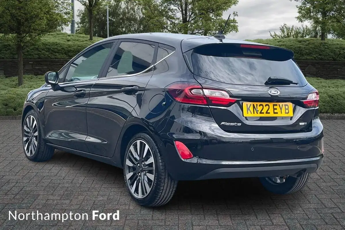 2022-ford-fiesta-10t-titanium-vignale-125ps-hybrid-mhev-powershift-big-1