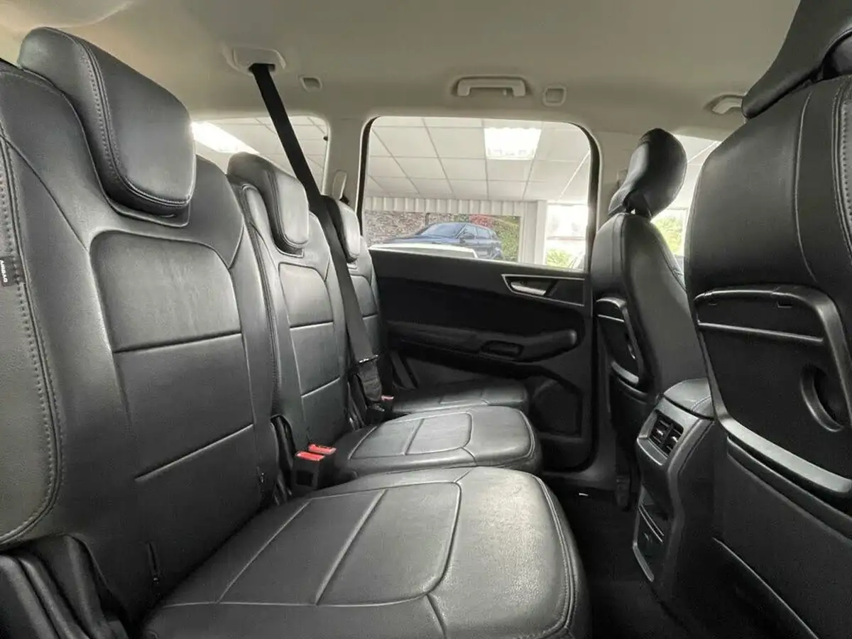 2021-ford-galaxy-20-zetec-big-22