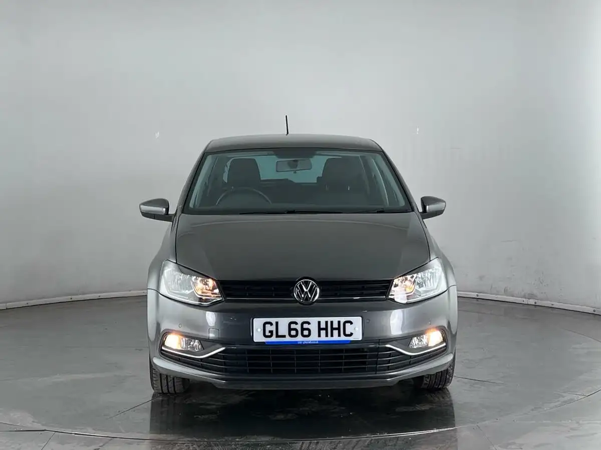 2016-volkswagen-polo-big-4
