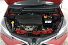 2016-toyota-yaris-133-design-small-9