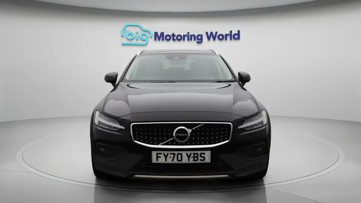 2020-volvo-v60-20td-d4-cross-country-plus-big-2