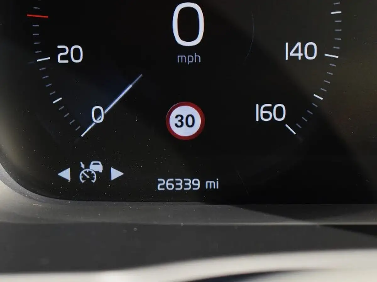 2021-volvo-xc90-20-t8-inscription-384bhp-big-36