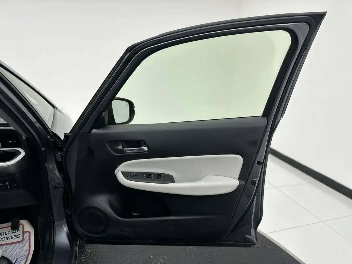 2020-honda-jazz-15-i-mmd-ex-big-17