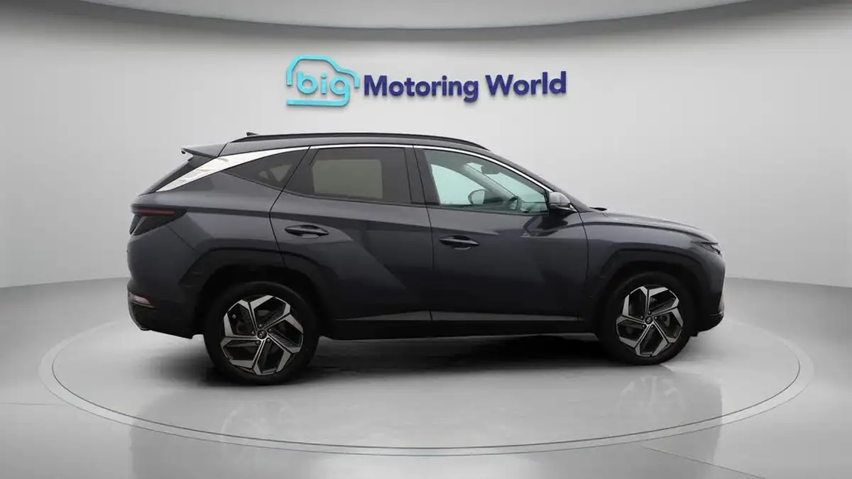 2022-hyundai-tucson-16-t-gdi-premium-230ps-hybrid-auto-big-8