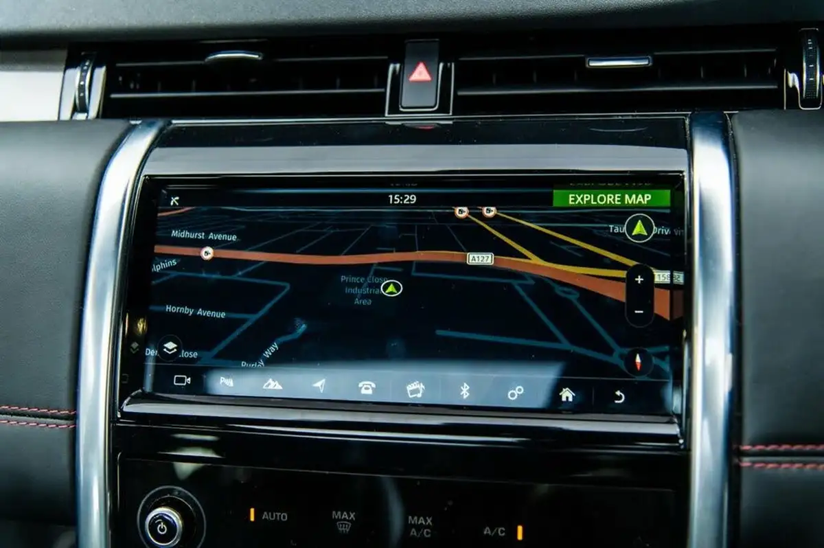 2020-land-rover-discovery-sport-20-d180-r-dynamic-hse-big-9