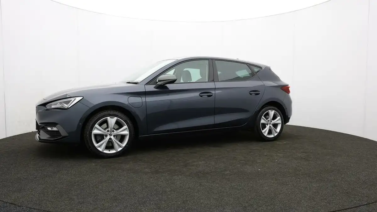 2020-seat-leon-14-e-hybrid-fr-hatchback-big-64