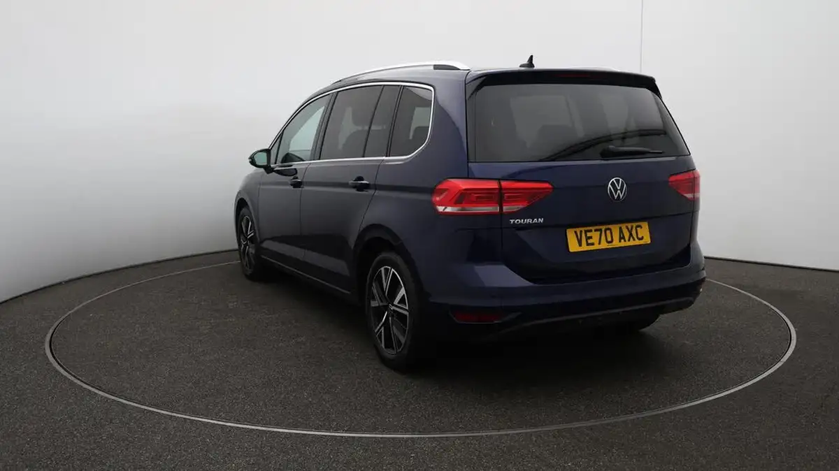 2020-volkswagen-touran-15-tsi-sel-dsg-big-55