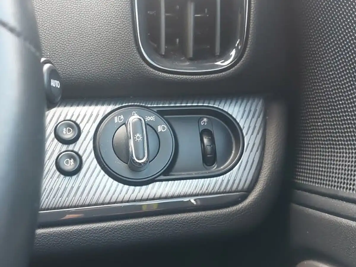 2021-mini-countryman-15-cooper-exclusive-big-18