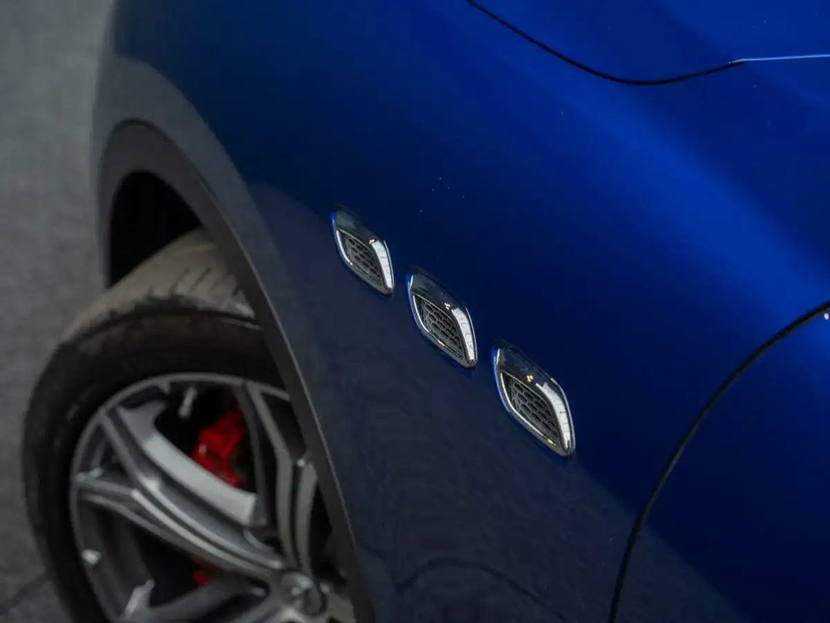 2020-maserati-levante-30-big-28