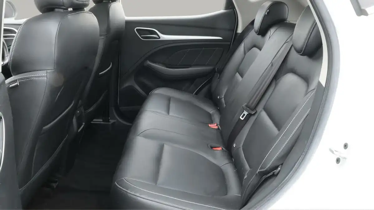2021-mg-zs-suv-e-exclusive-ev-big-16