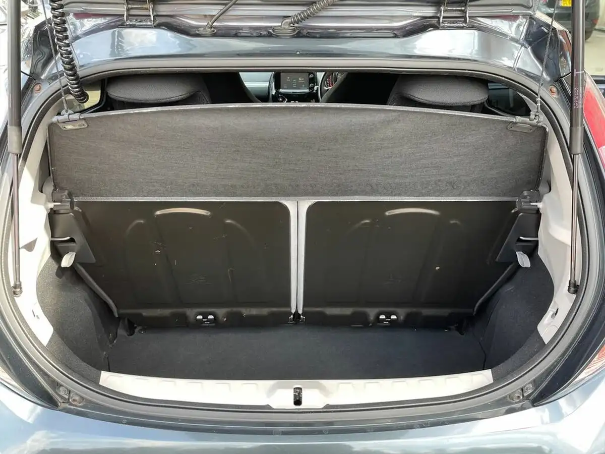 2017-toyota-aygo-10-vvt-i-x-press-71bhp-big-11