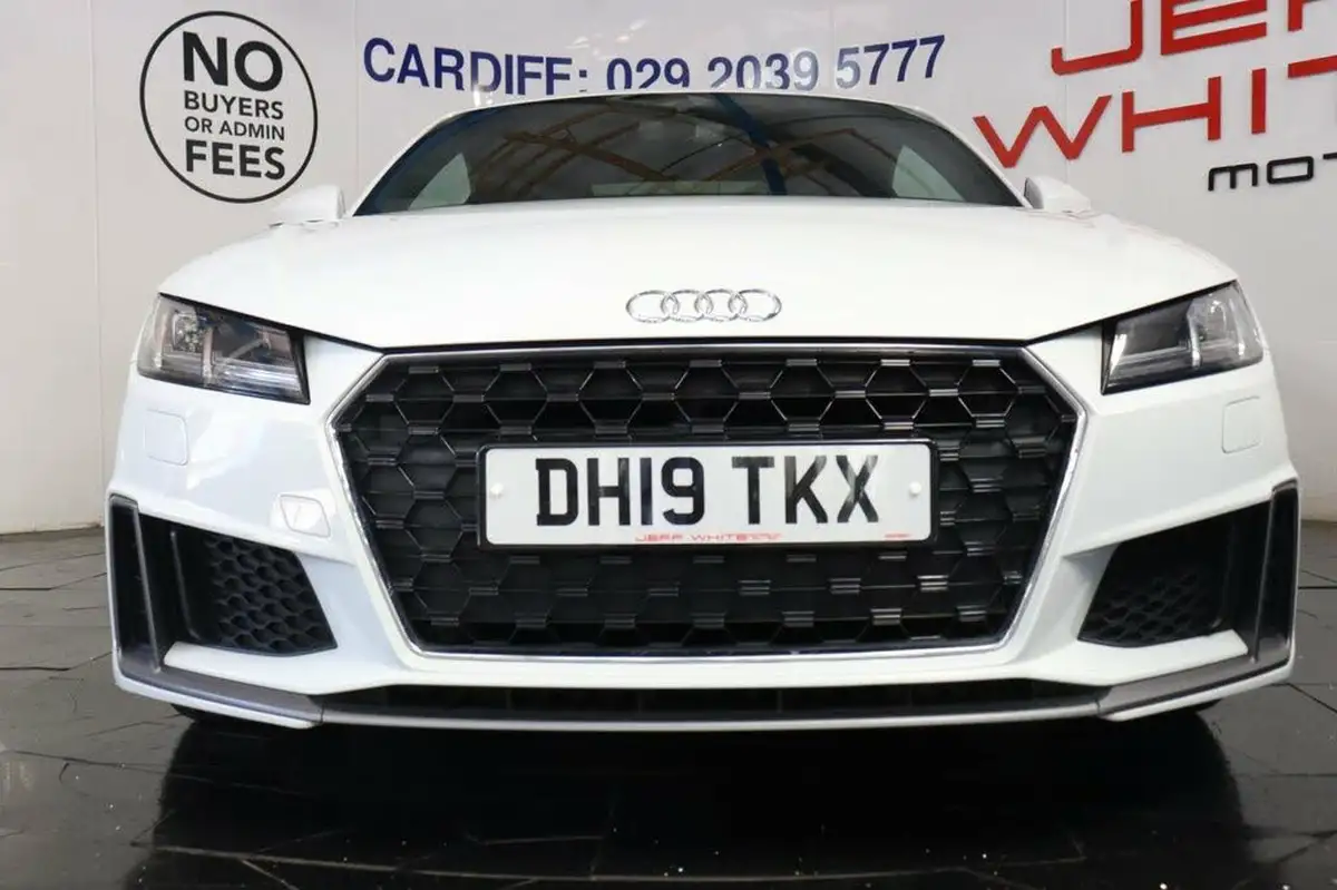 2019-audi-tt-coupe-20-40-tfsi-s-line-big-10