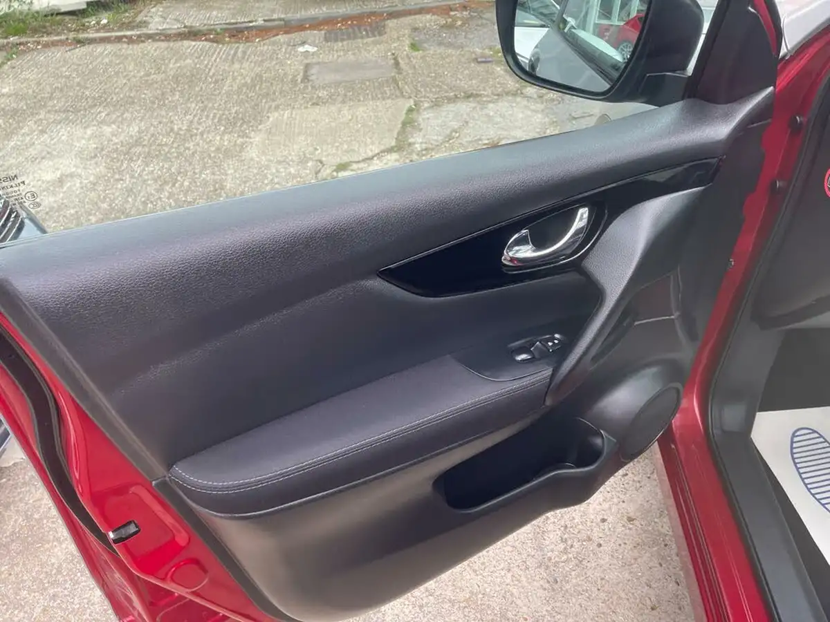 2015-nissan-qashqai-12-n-tec-xtronic-cvt-big-12
