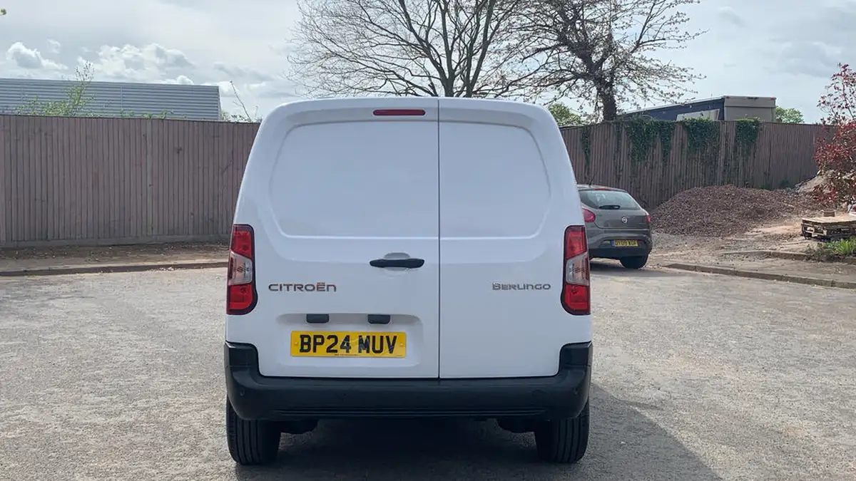 2024-citroen-berlingo-big-8