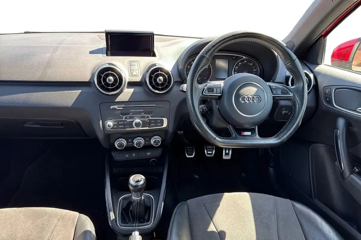 2018-audi-a1-14-tfsi-black-edition-nav-150ps-cod-sportback-5d-big-17