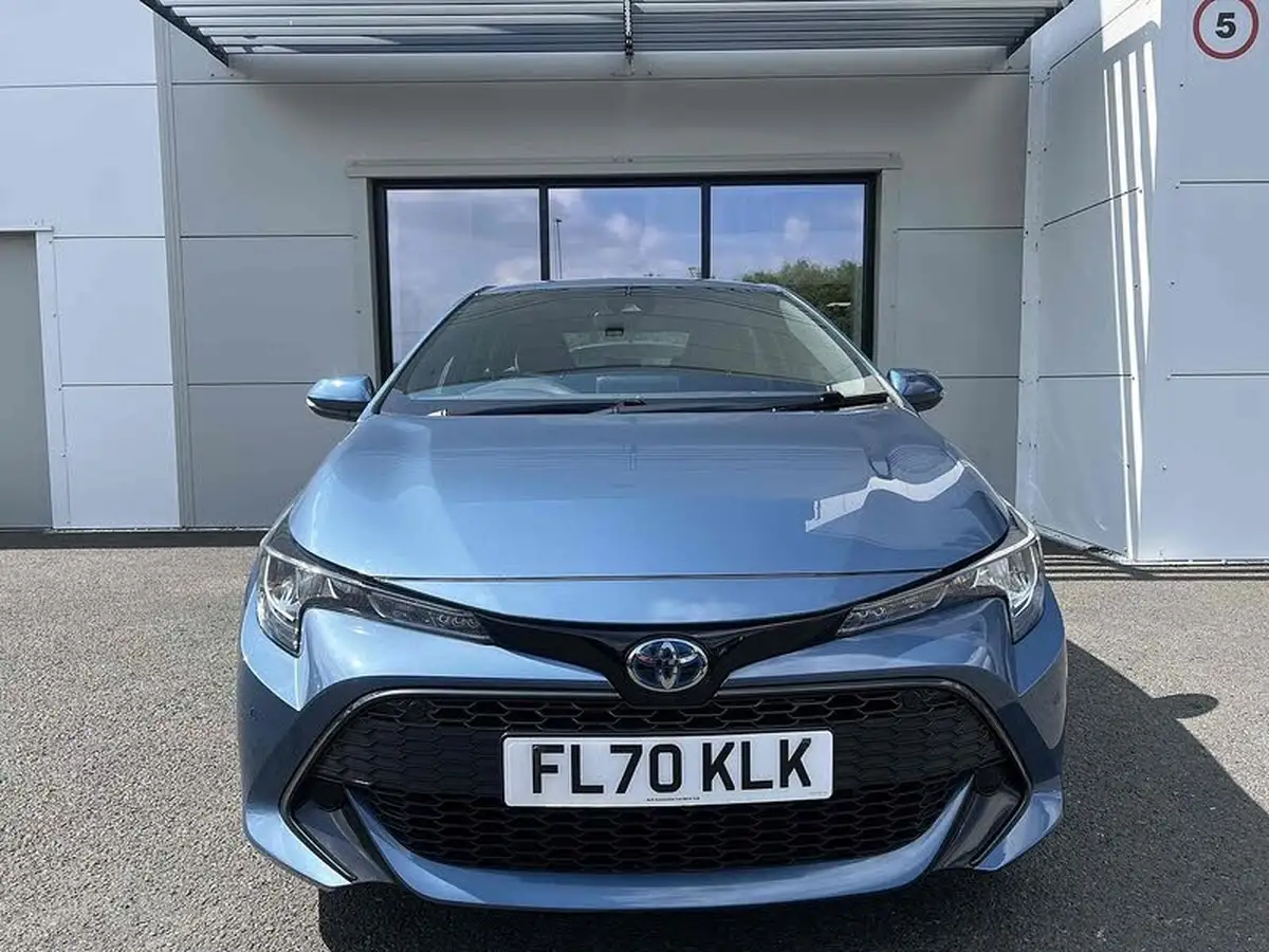 2020-toyota-corolla-18-vvt-i-icon-tech-spare-wheel-hatchback-5d-big-1