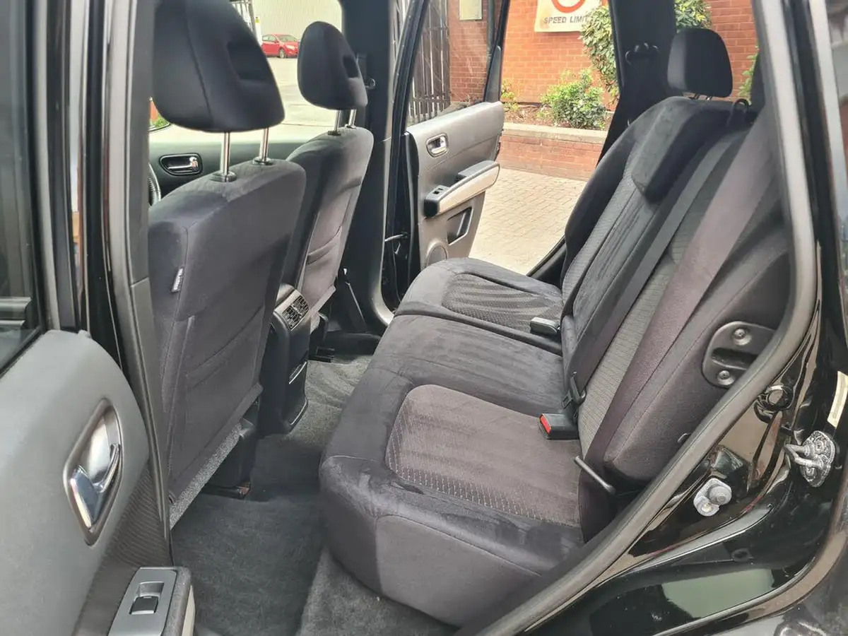 2014-nissan-x-trail-20td-n-tec-big-43