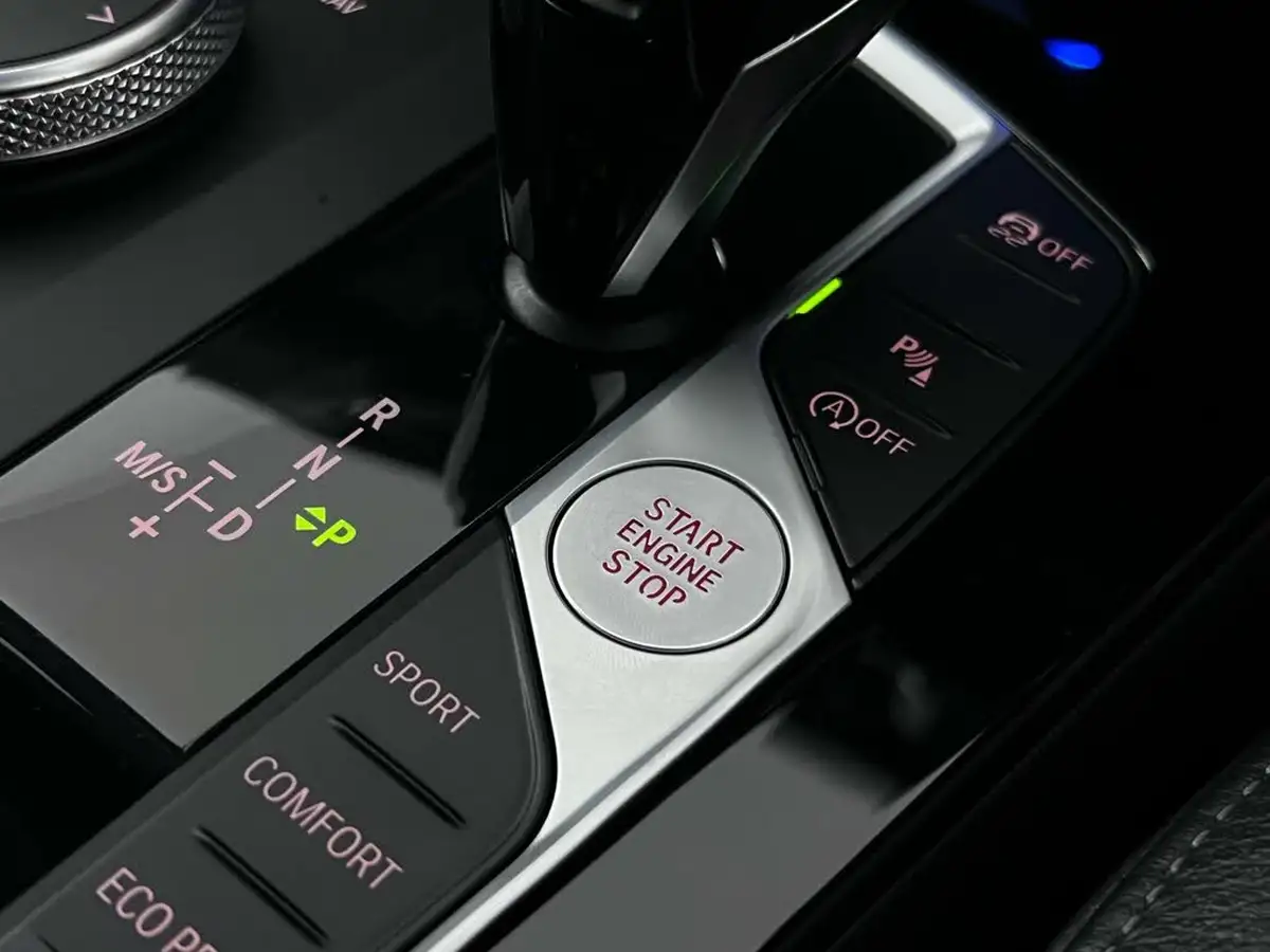 2019-bmw-1-series-20-m135i-xdrive-big-40