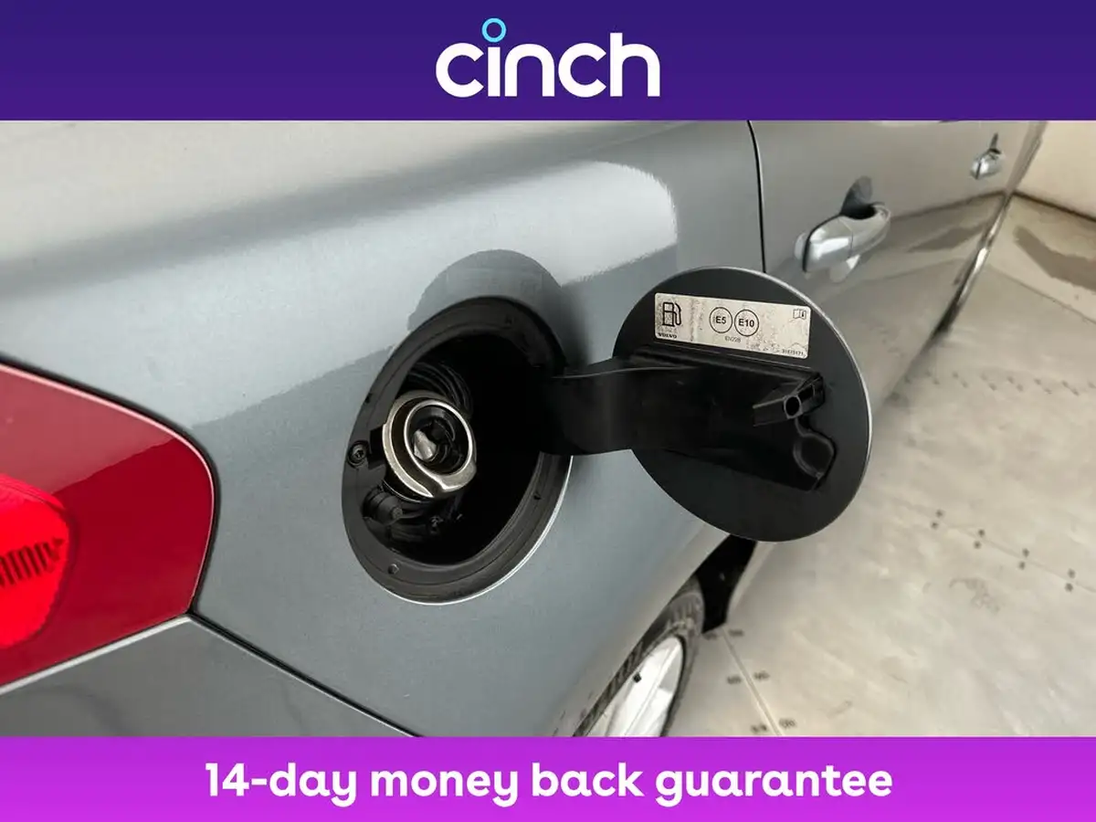 2018-volvo-v40-20-t3-inscription-big-27