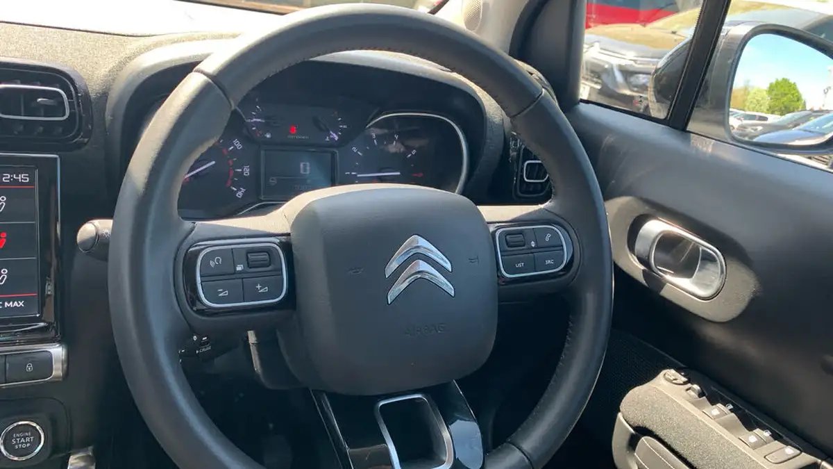 2022-citroen-c3-aircross-12-puretech-shine-plus-110ps-big-3