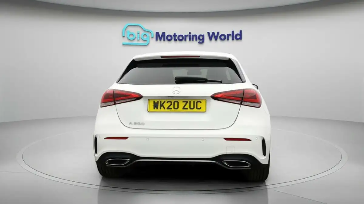 2020-mercedes-benz-a-class-20-a250-amg-line-executive-hatchback-5d-big-6