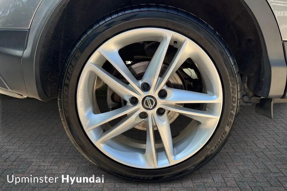 2019-nissan-qashqai-13-dig-t-n-motion-140ps-big-13