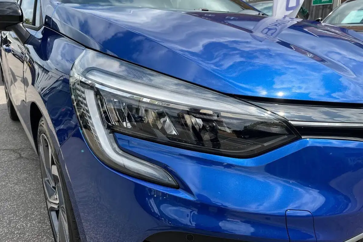 2023-renault-clio-10-tce-rs-line-big-20