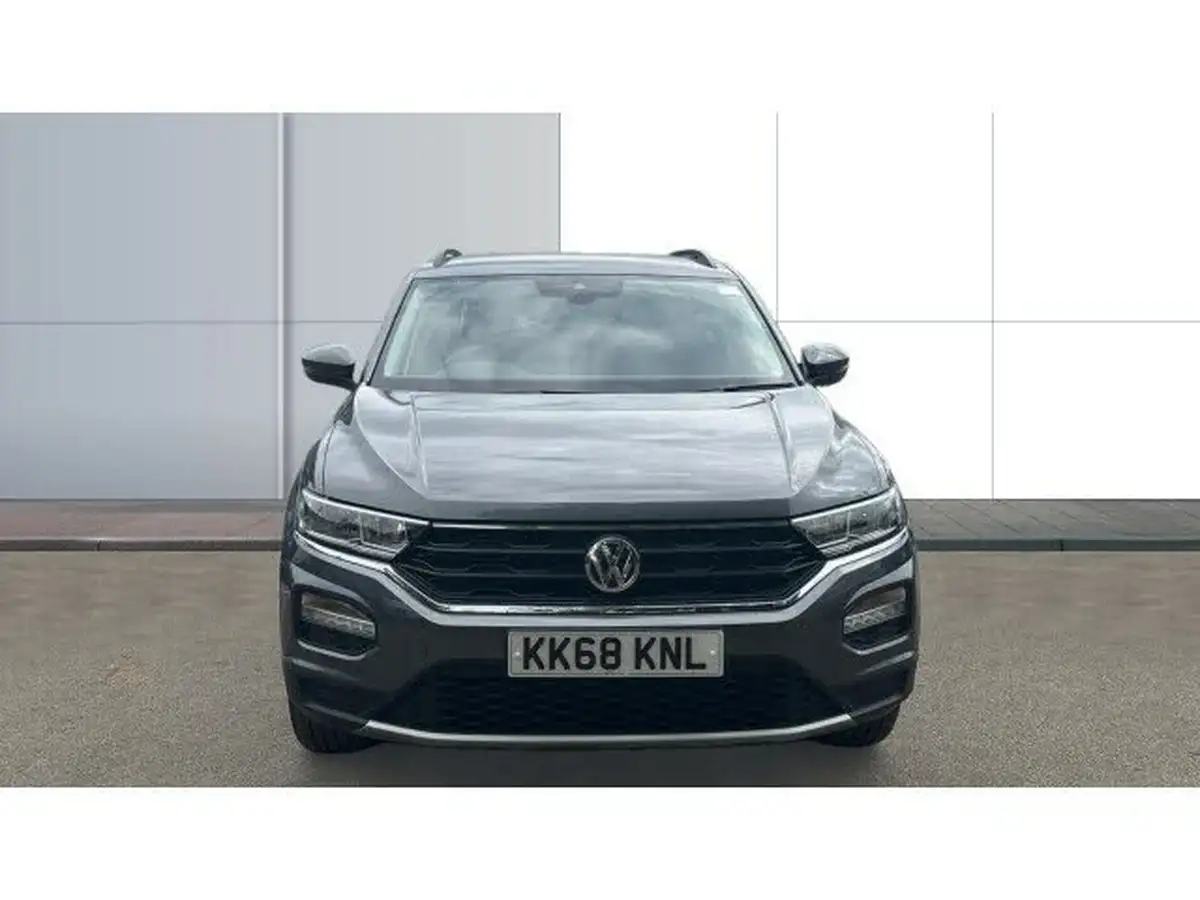 2019-volkswagen-t-roc-15-tsi-se-dsg-big-2
