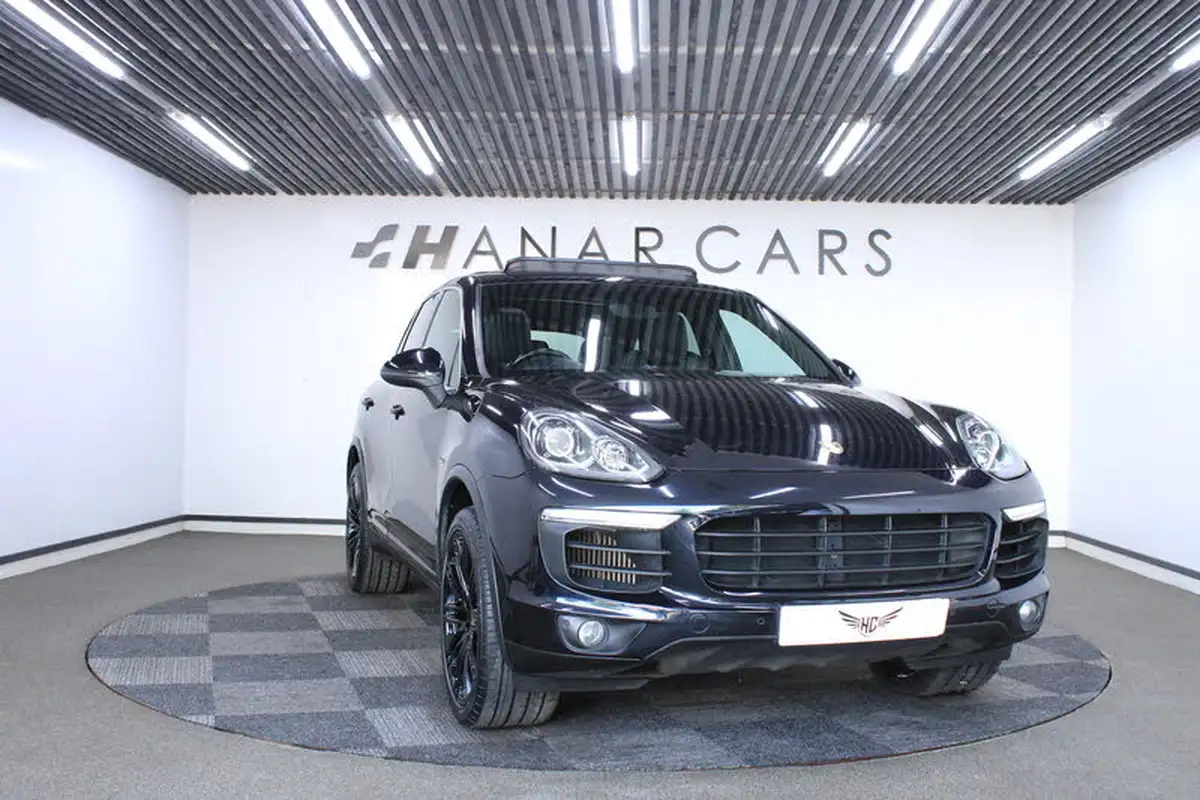 2016-porsche-cayenne-30td-big-23