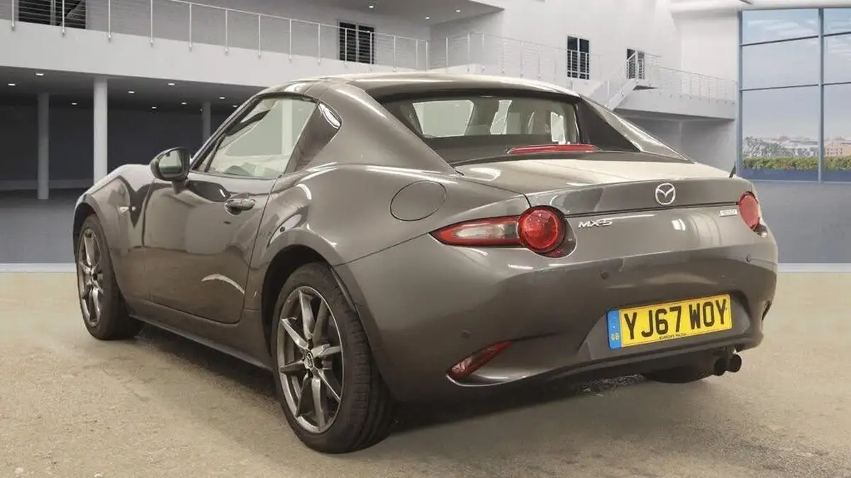 2017-mazda-mx-5-20-sport-rf-big-5