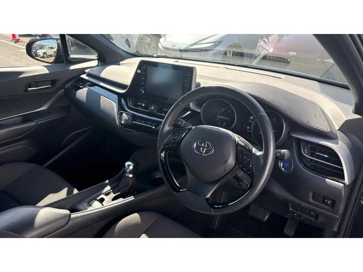 2022-toyota-c-hr-18-vvt-i-icon-big-10