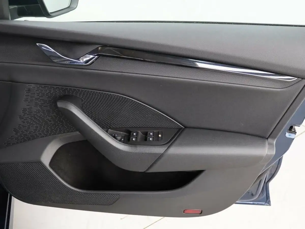 2022-skoda-octavia-15-tsi-se-technology-hatchback-big-21