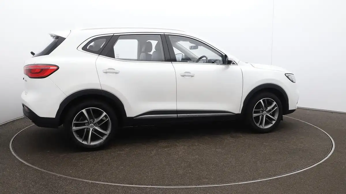 2023-mg-hs-15t-gdi-excite-162ps-dct-big-49