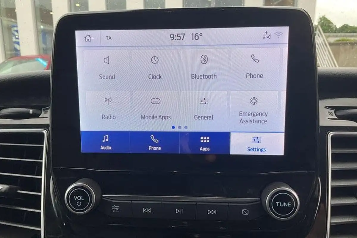 2023-ford-tourneo-custom-big-32