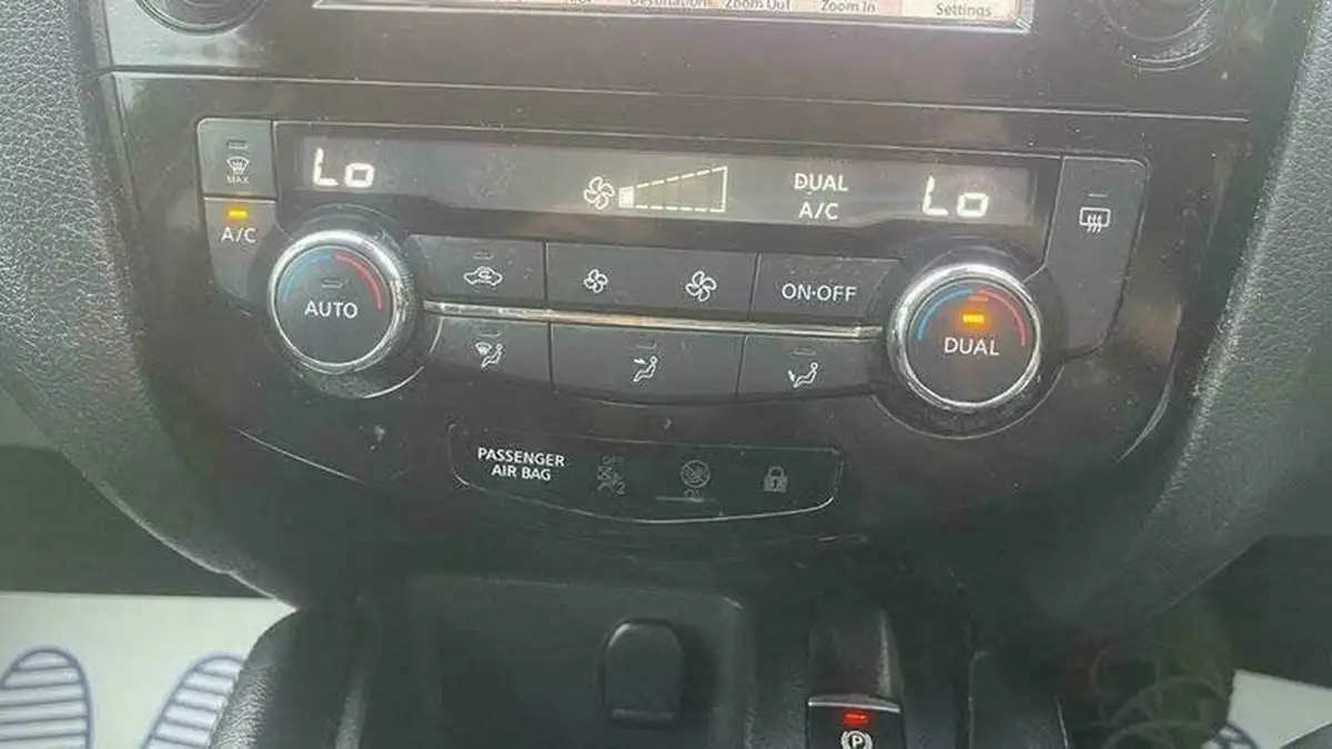 2019-nissan-qashqai-13-dig-t-acenta-premium-140ps-big-39