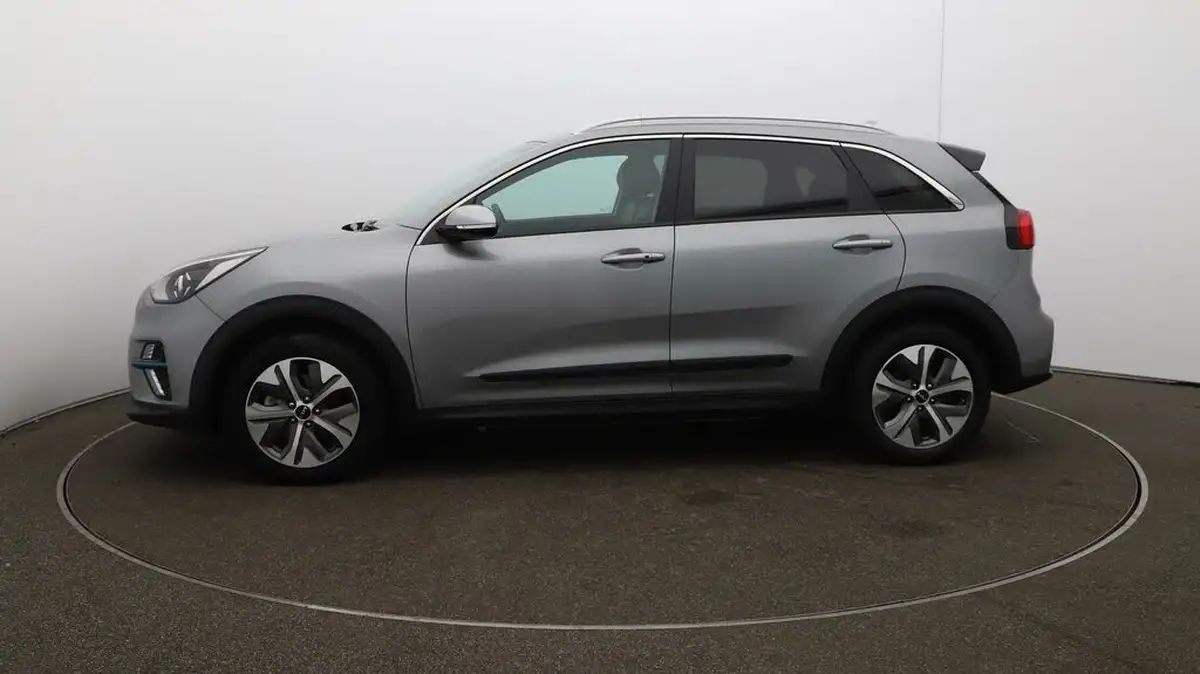 2022-kia-niro-ev-e-2-big-66