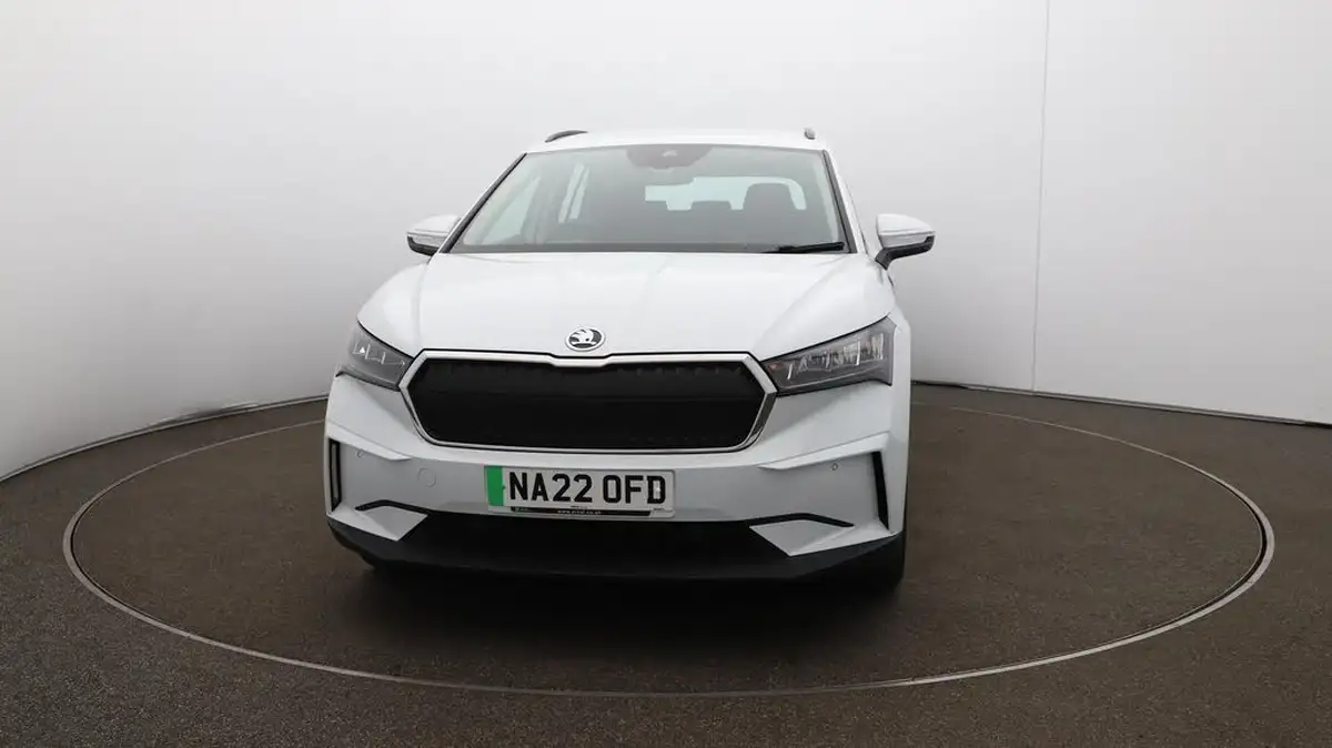 2022-skoda-enyaq-e-60-big-38