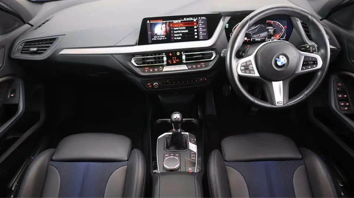 2022-bmw-1-series-15-118i-m-sport-lcp-big-13