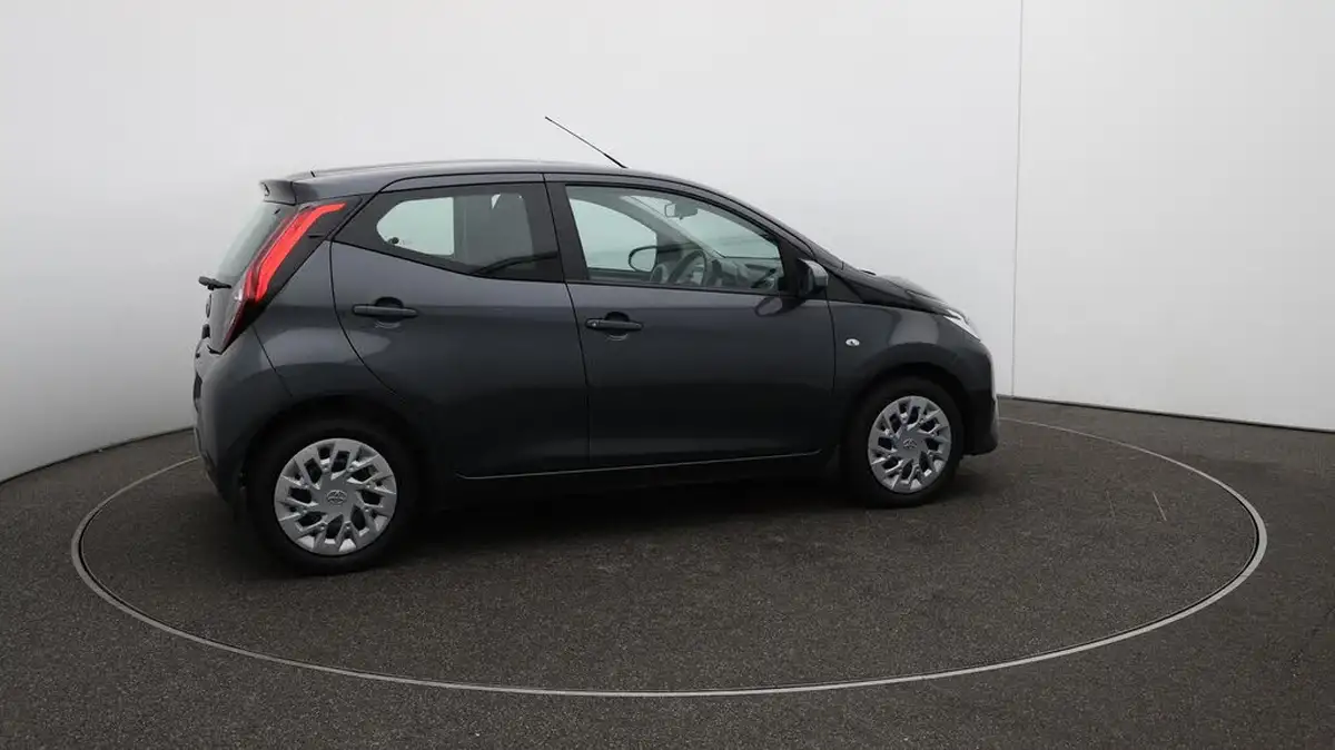2020-toyota-aygo-10-vvt-i-x-play-tss-big-50