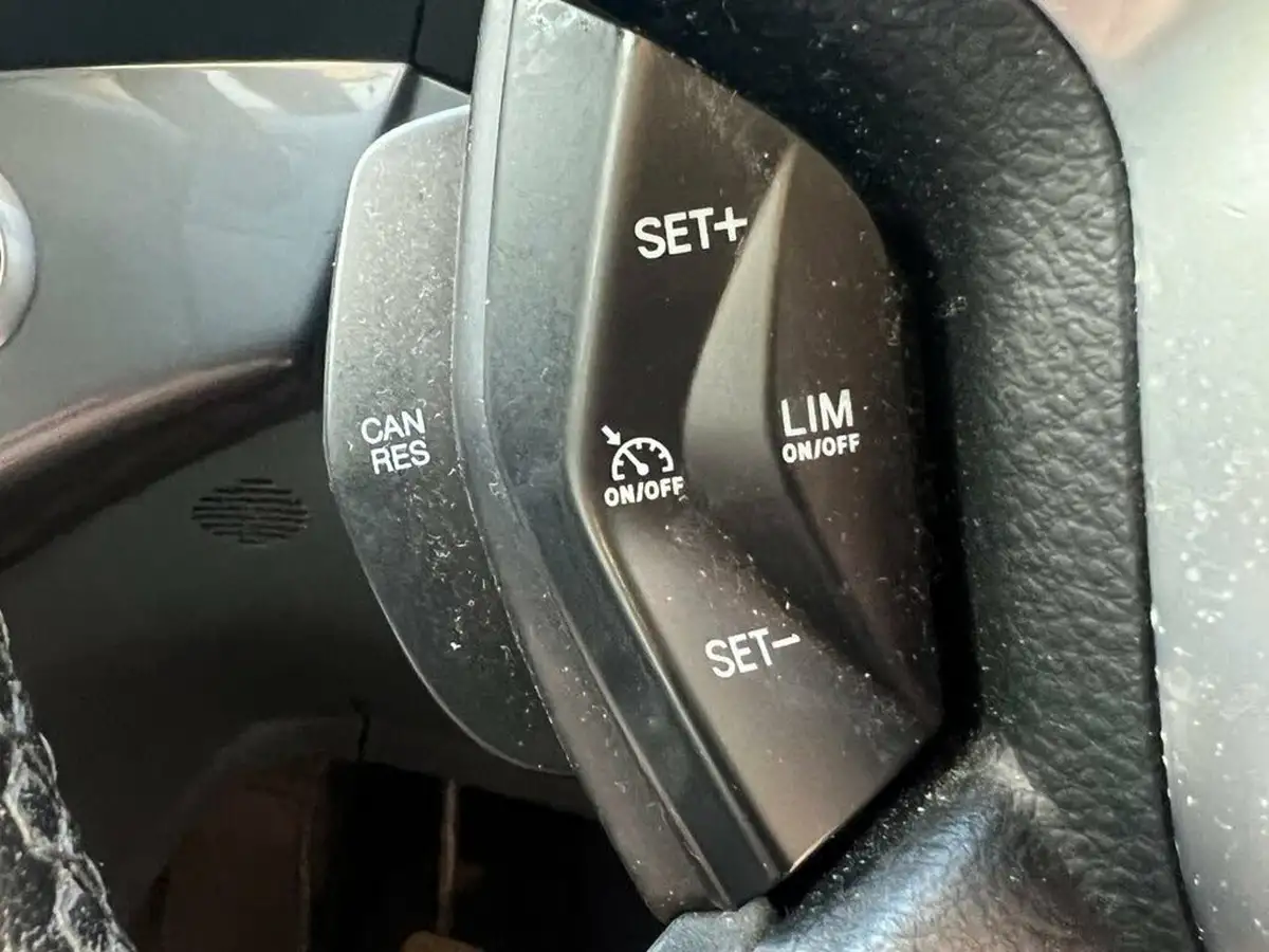 2015-ford-grand-c-max-big-42