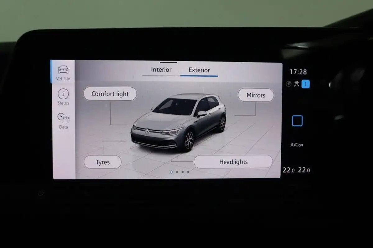 2022-volkswagen-golf-20-tsi-r-320ps-hatchback-big-34