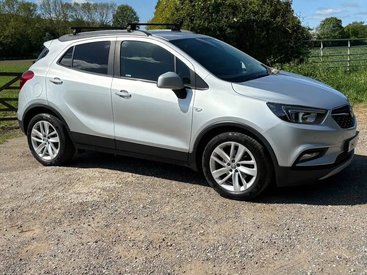 2017-vauxhall-mokka-x-16-design-nav-big-2