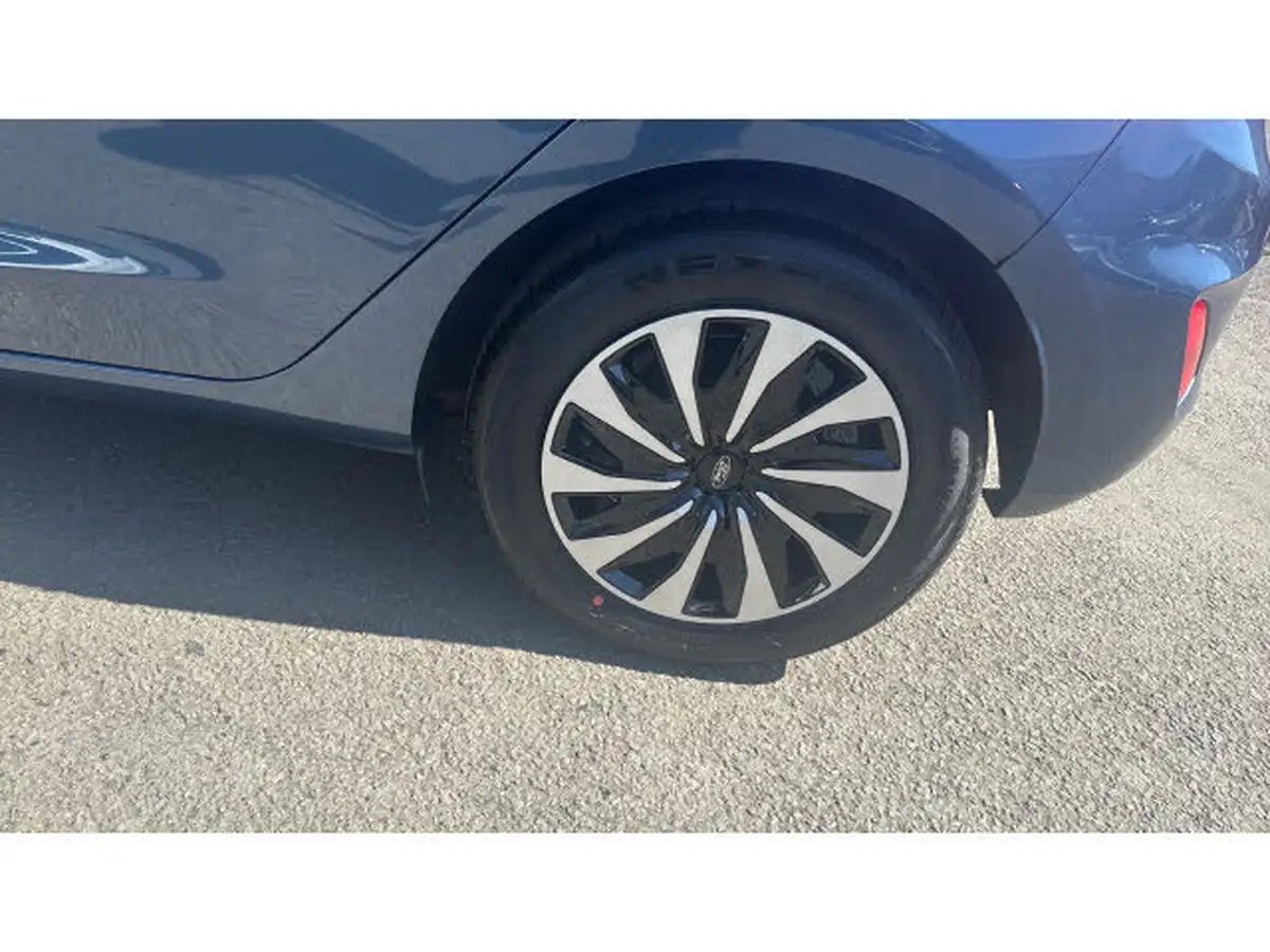 2023-ford-fiesta-10t-titanium-100ps-big-25