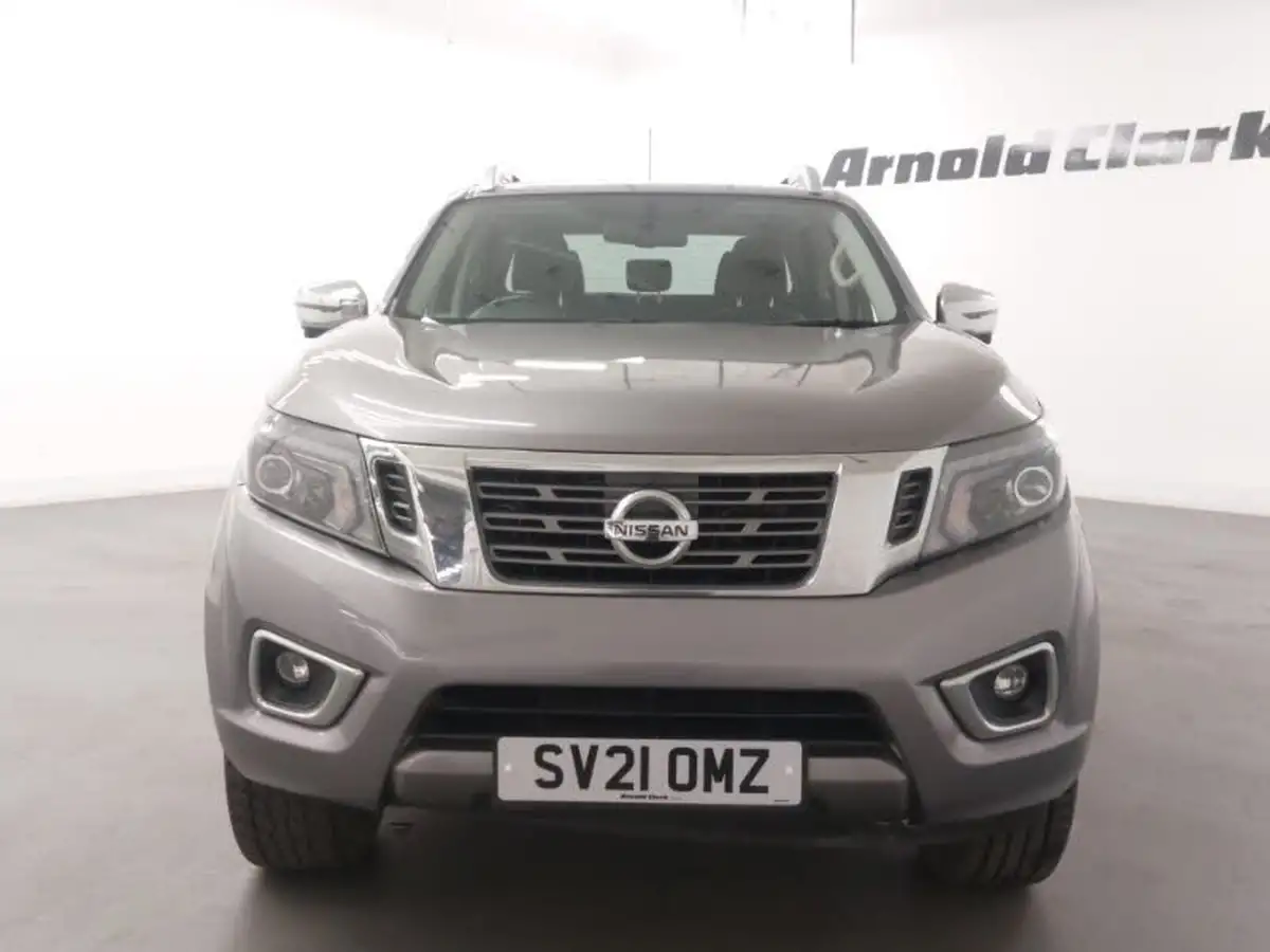 2021-nissan-navara-23dci-tt-tekna-8-navileather-auto-big-12