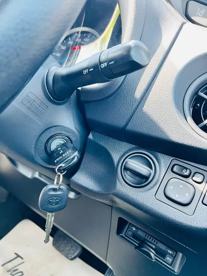 2019-toyota-yaris-big-16