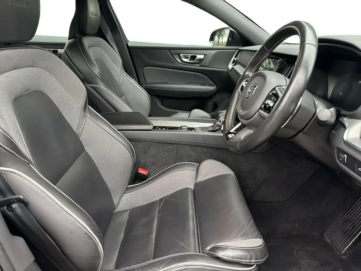 2019-volvo-s60-20-t5-r-design-plus-big-14