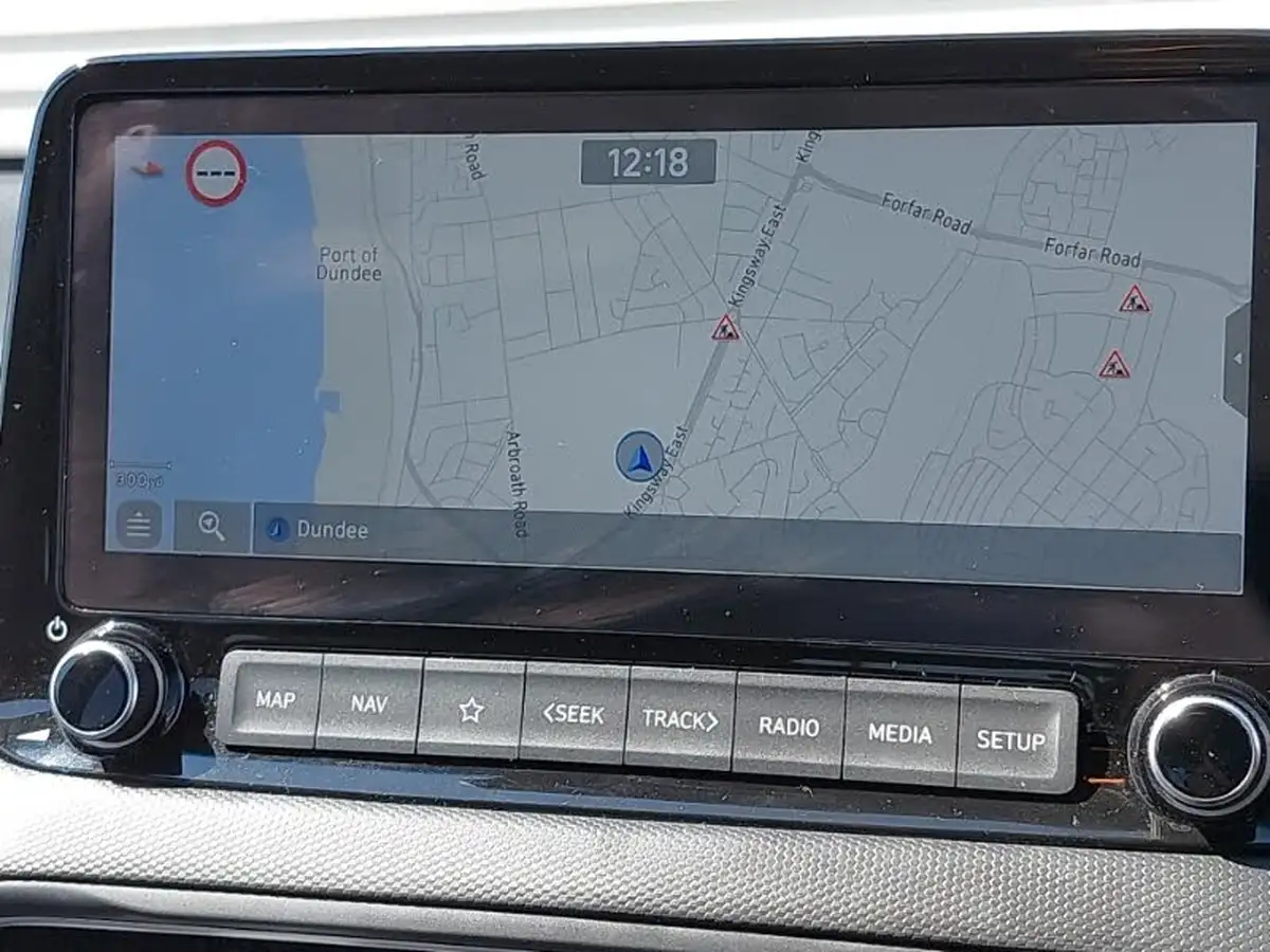 2021-hyundai-kona-10-t-gdi-premium-48-volt-mhev-big-9