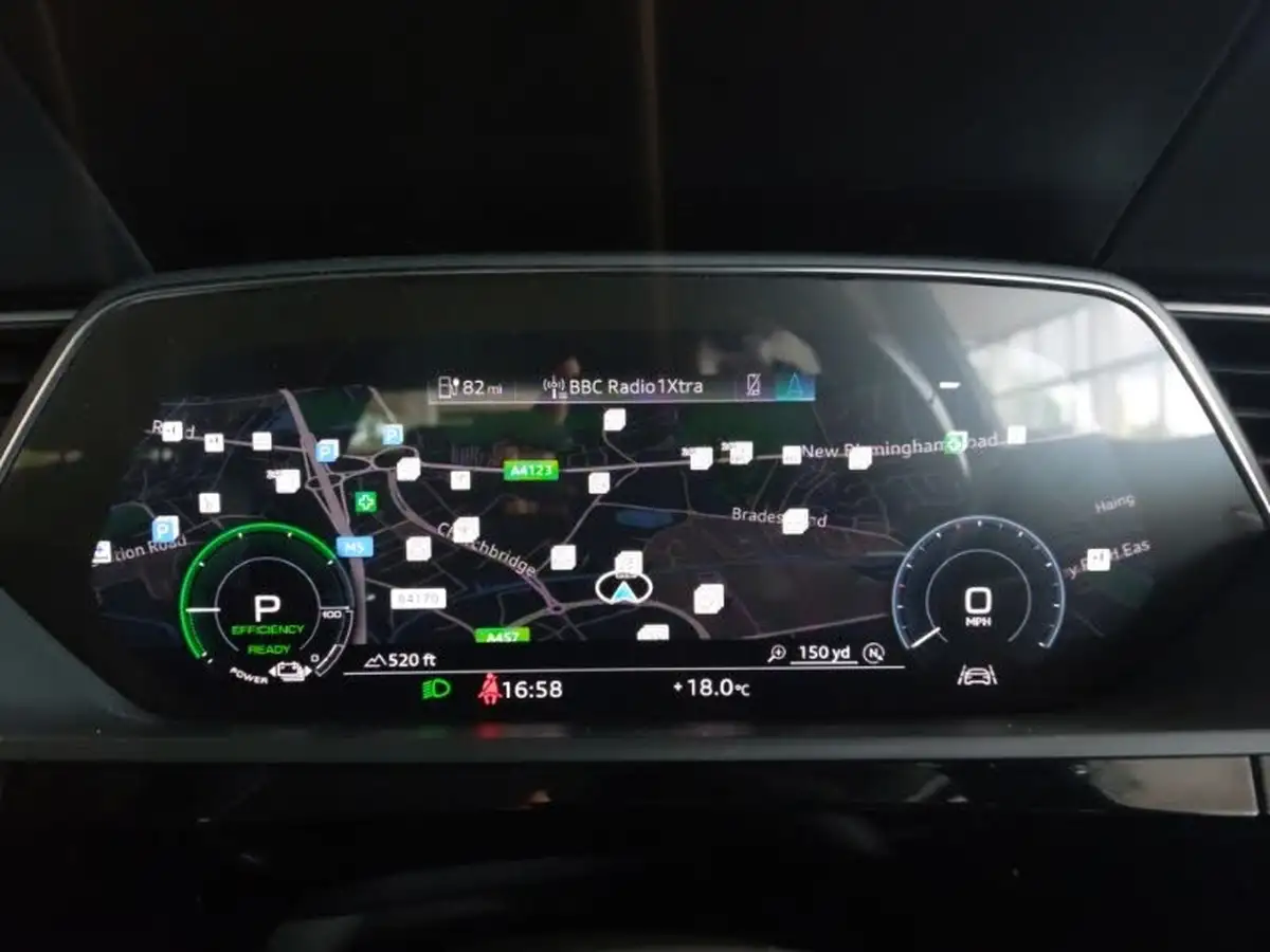 2020-audi-e-tron-50e-technik-big-17